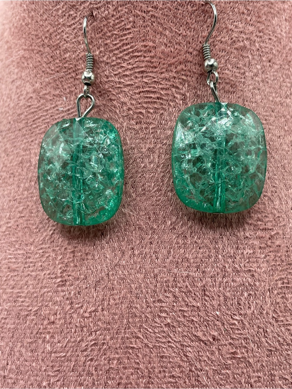 Green Beaded Statement Necklace and Earring Set - Picture 3 of 6